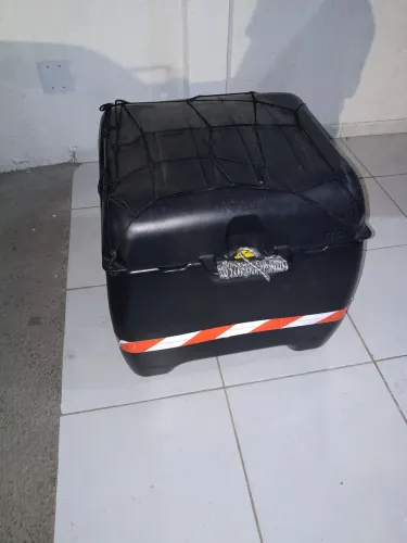 Baú 160L da marca Icebras