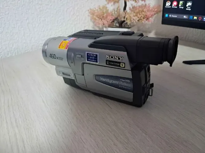 Filmadora Handycam Sony CCD-TRV58