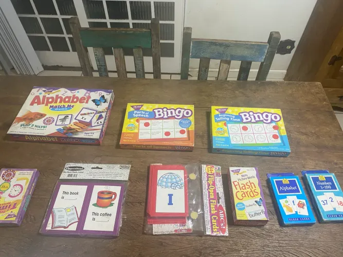 Lote de jogos e flashcards importados para ensino de inglês ? todos completos