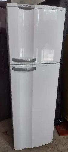 Geladeira Electrolux Frost Free 
