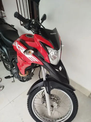 Moto XRE 190 Vermelha