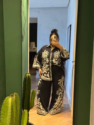 FARM - conjunto calça e camisa estampa guanacaste