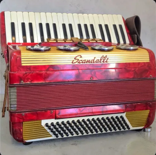Acordeon Scandalli