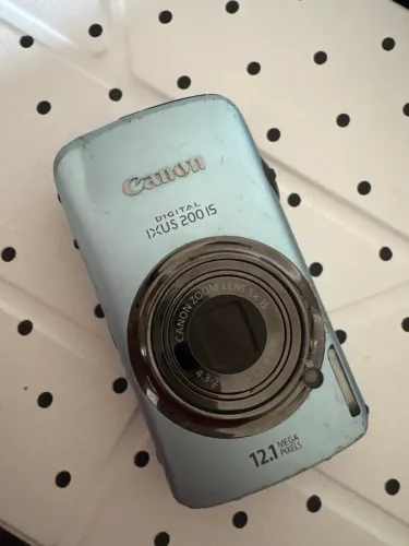 Canon ixus 200 is