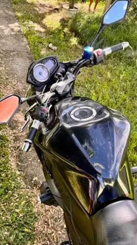 Kawasaki Z750 2012 Pra sair rápido