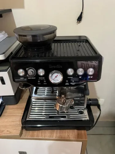 Máquina de Café Expresso Breville Barista Express