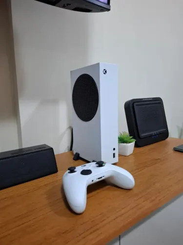 Xbox Series S Semi Novo