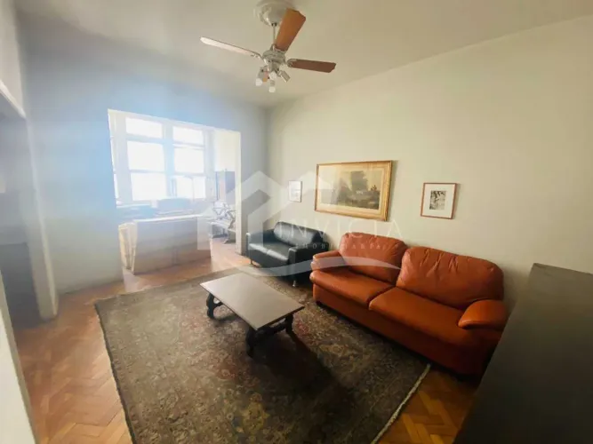 Apartamento em Copacabana Posto 6 com Vaga na Escritura!