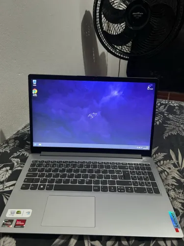 Lenovo IdeaPad 1 AMN7BR