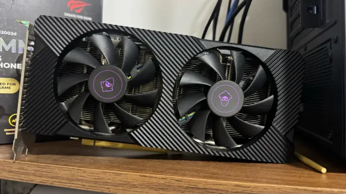 PLACA DE VIDEO RX 5600 6GB (Usada)