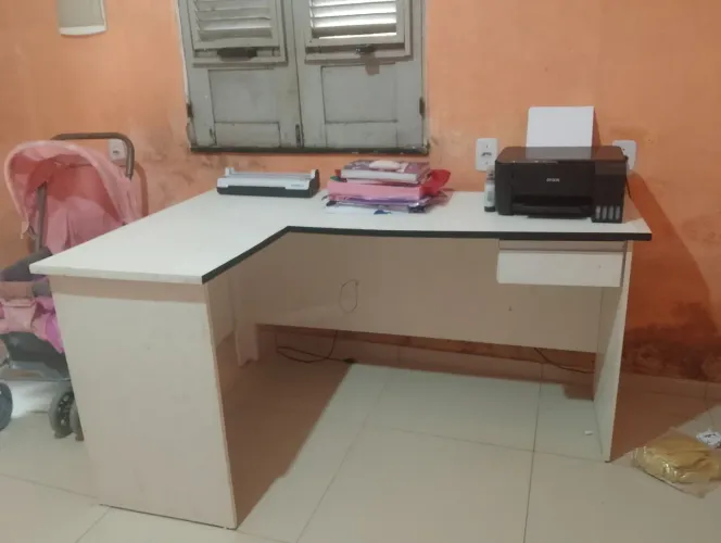 Vendo impressora Epson 3250 e mesa L 