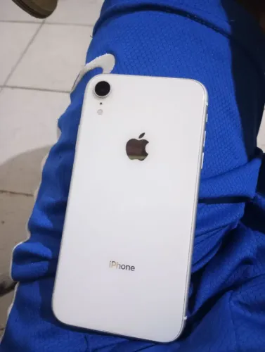 iPhone XR branco