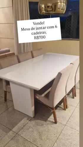Mesa de jantar com 6 cadeiras