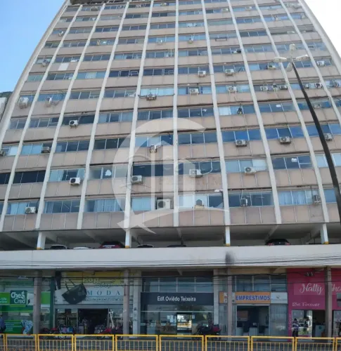 Sala comercial para locação no Edifício Oviedo Teixeira com IPTU 2026 isento