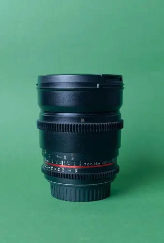 Lente Rokinon Cine - 16mm EF