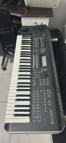 Teclado Yamaha MOX6