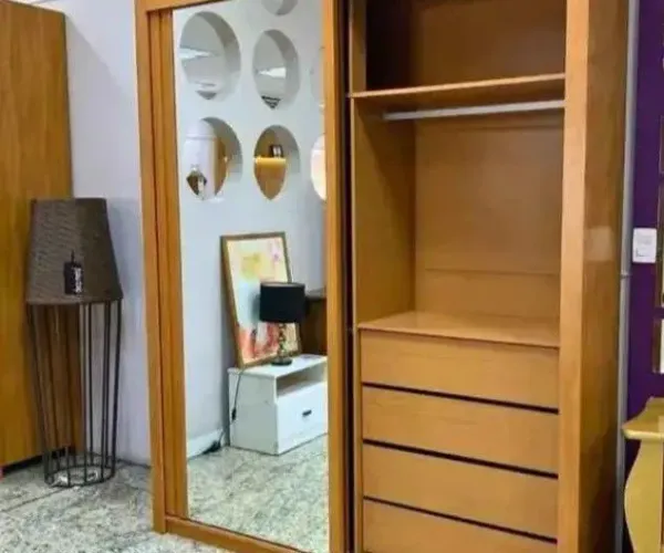 Guarda roupa