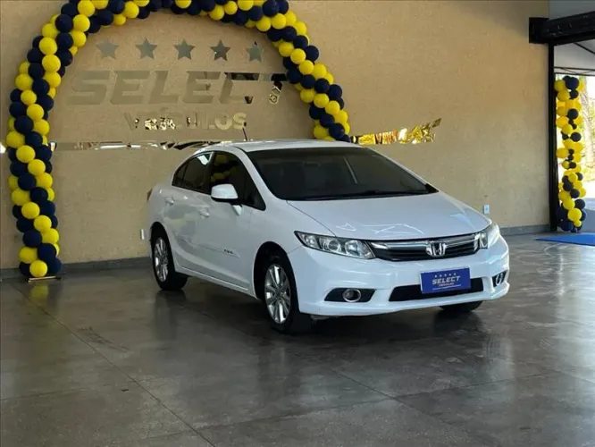 Honda Civic Hatch DX 2015