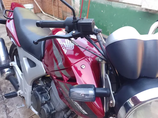 Vendo ou troco CBX Twister 2007 
