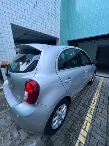 Nissan March SV 1.0 12V Flex 5P 2016