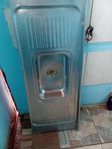 Vendo pia de inox 1.40 de largura
