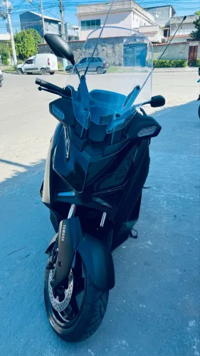 Vendo Xmax 300 Connect * muito nova! 