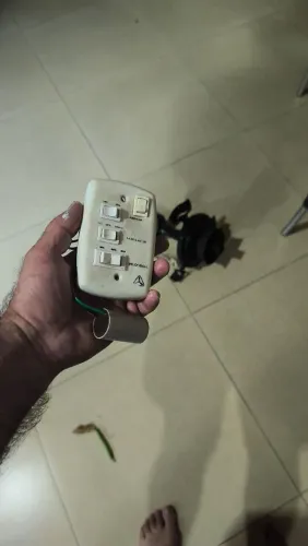 Ventilador teto preto