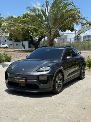 Porsche Macan 4 (elétrico) 2025