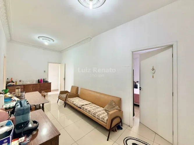 Apartamento à venda no Bairro Centro