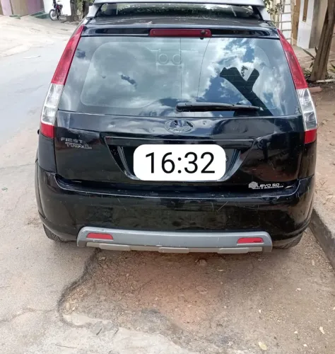 Ford Fiesta Trail 1.0 8V Flex 5P 2008