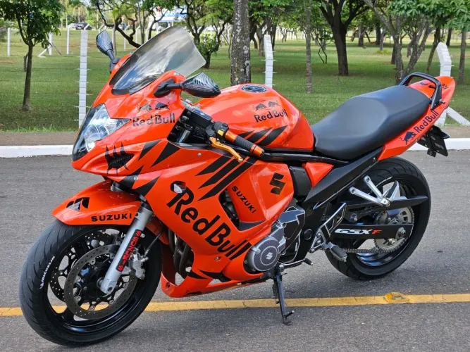 Suzuki GSX 650F revisada