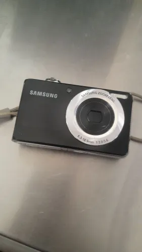 Câmera Samsung PL100 detalhes prata (leia a descrição)