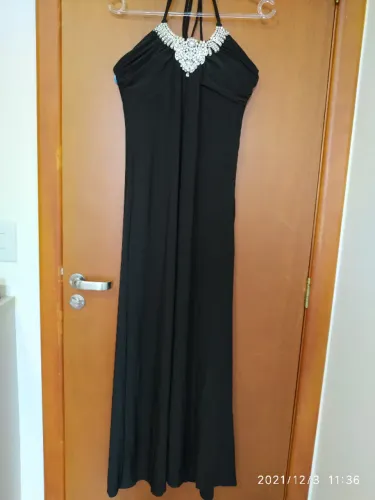 Vestido longo preto
