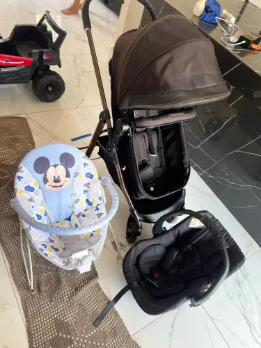 Kit carrinho + bebê conforto + cadeirinha