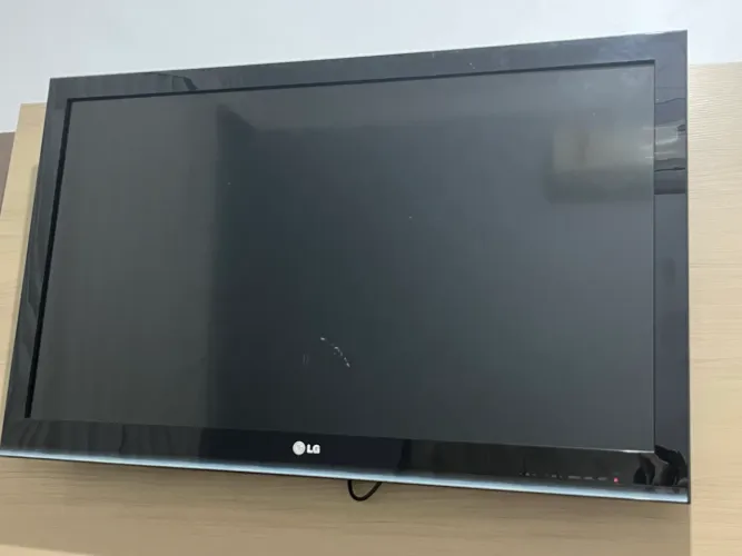 LG 42 resolução full HD com Chromecast 