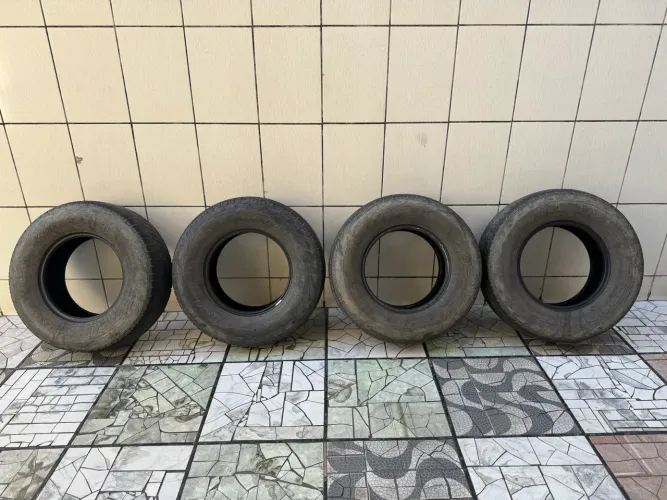 4 PNEUS PIRELLI SCORPION 265/70 R16 + 4 AMORTECEDORES HILUX