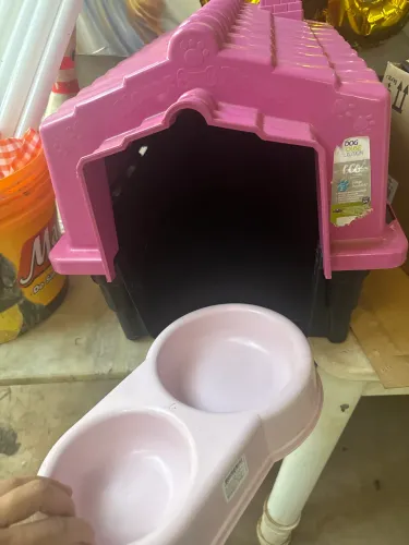 Casinha de Cachorro Rosa Nº 2 Seminova + Brinde (Comedouro Duplo)