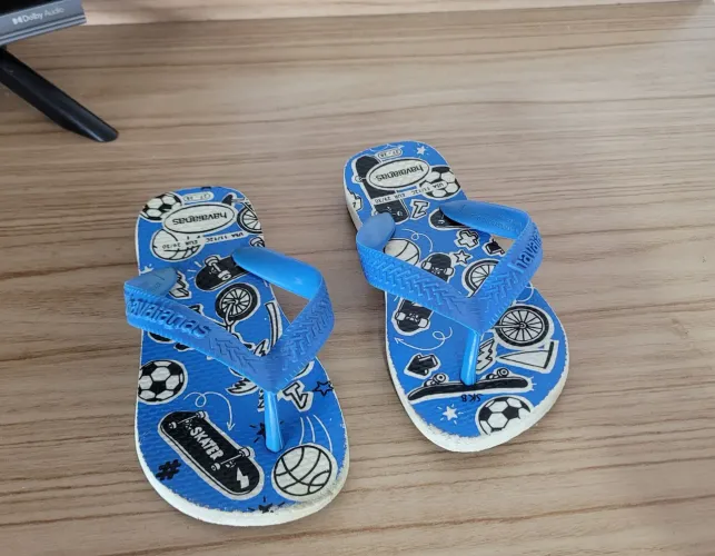 Chinelo confortável para crianças