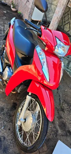 Vendo Biz 110i ano 2024 estado de nova