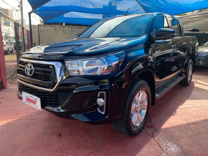 Toyota Hilux CD SR 4X4 2.8 TDI Diesel Aut. 2020