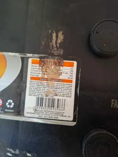 Vendo 3 bateria uma de 180ah e duas de 150ah todas em bom estado