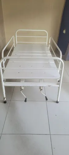 Cama hospitalar
