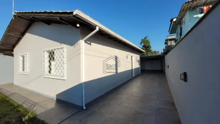 Casa para aluguel, 3 quartos, 2 suítes, 1 vaga, Jardim Aquarius - Palhoça/SC