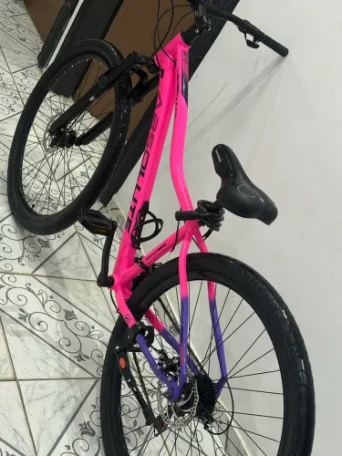 Bicicleta absolute nova 