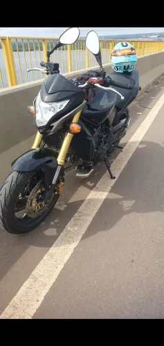 HORNET ABS COM APENAS 20 MIL KM ORIGINAIS