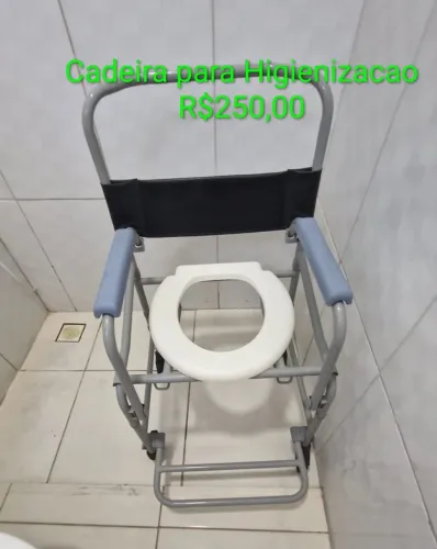Vende-se cadeira para higienização