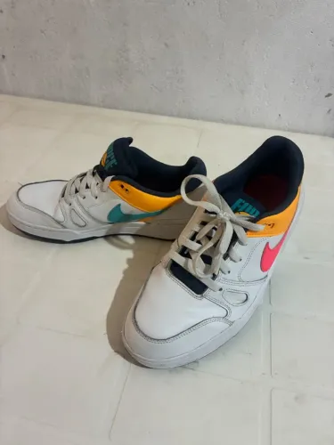 Tênis Nike Full Force Low
