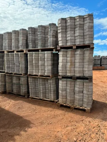 PAVERS, BLOCO DE CONCRETO, MEIO FIO - CONCRETO