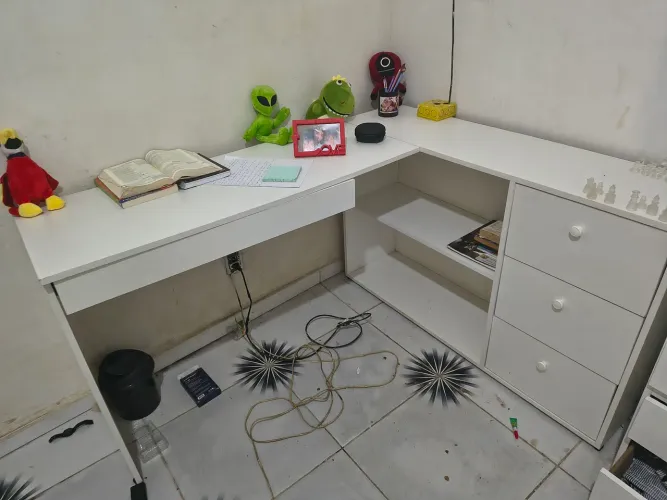 Vendo mesa em L