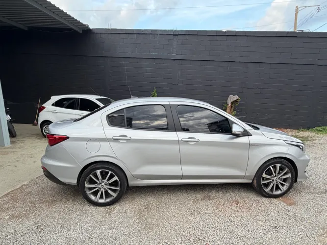 Fiat Cronos Drive 1.8 16V Flex AUT 2019